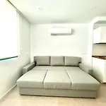 Casa Pablo * Арона
